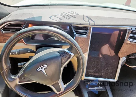 2017 Tesla Model S из США, поврежденный, VIN 5YJSA1E27HF179026